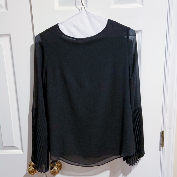 NWOT WHBM Black Long Sleeve Top - Picture 5 of 6